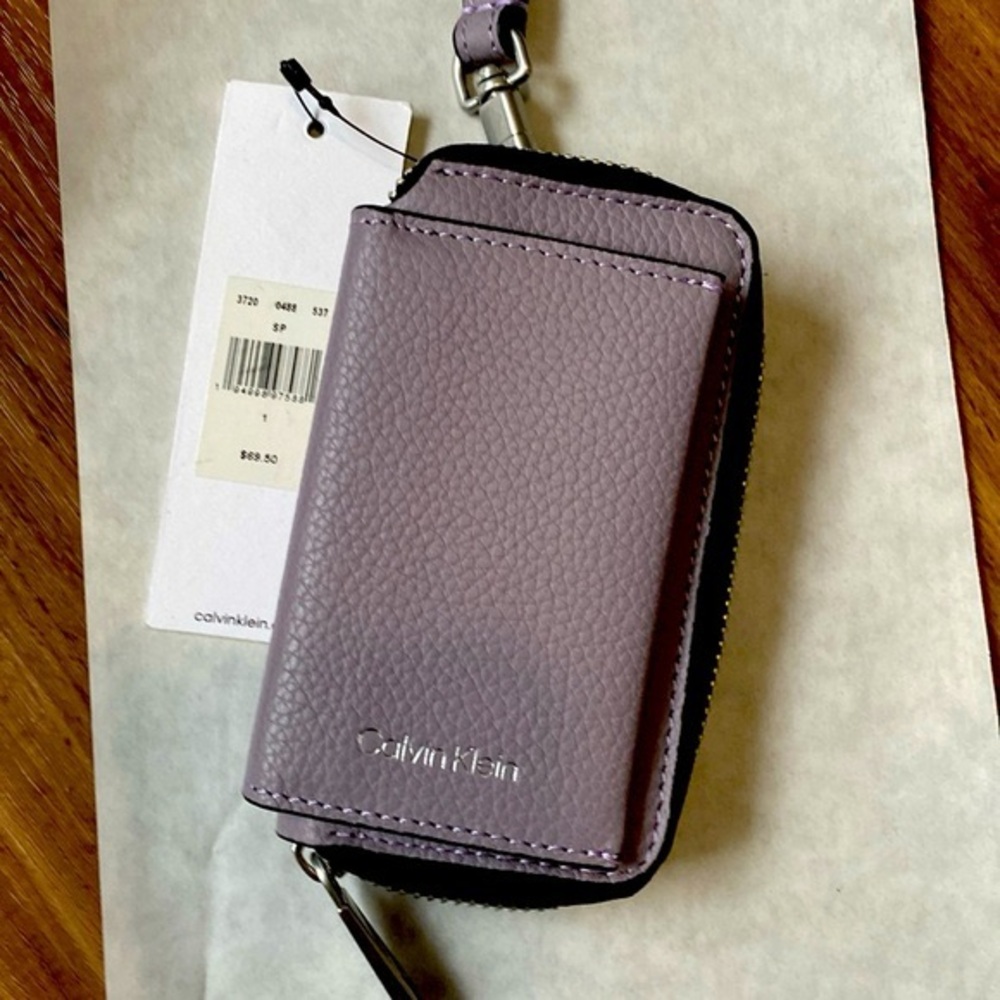 BNWT Calvin Klein Lanyard Coin Purse Light Purple Lavander